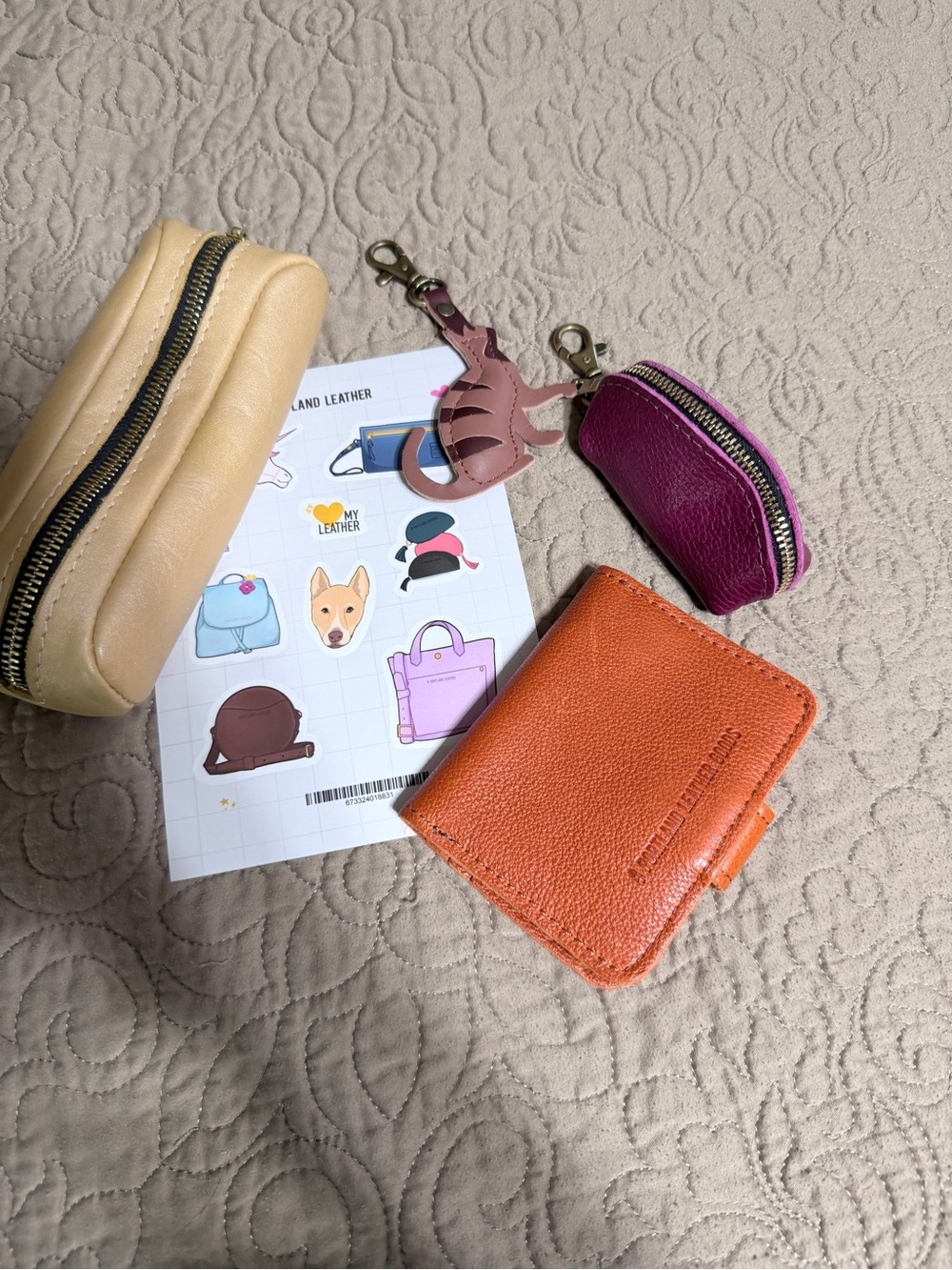 Portland Leather Naomi shoulder bag in Orchid with hide stamp Like new - Picture 15 of 16
